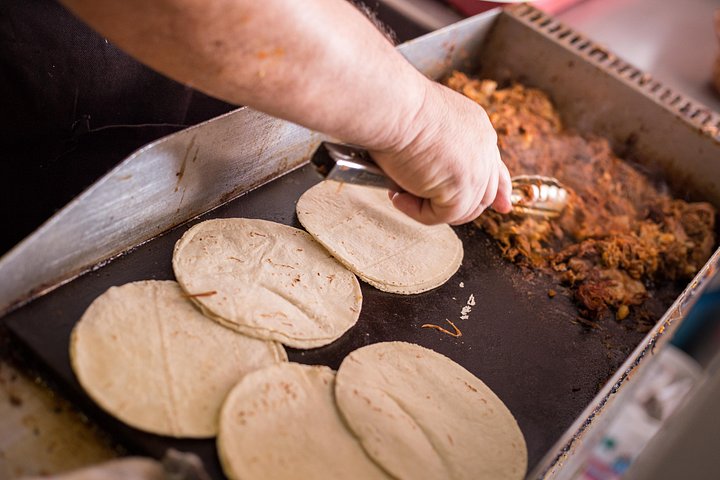 Explore Cancun's street food scene, local market, and vibrant murals on this guided culinary tour, photo 18 | wizardtrip
