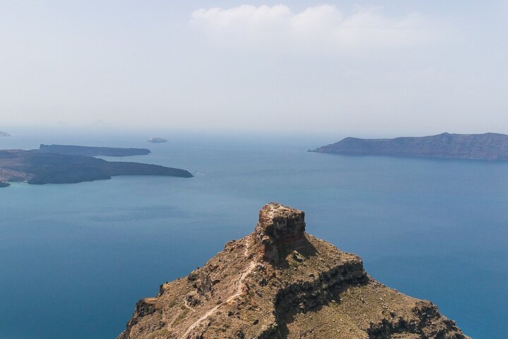 Visite d'une demi-journée à Santorin : villages, Oia et vues sur la caldeira, photo 10 | wizardtrip