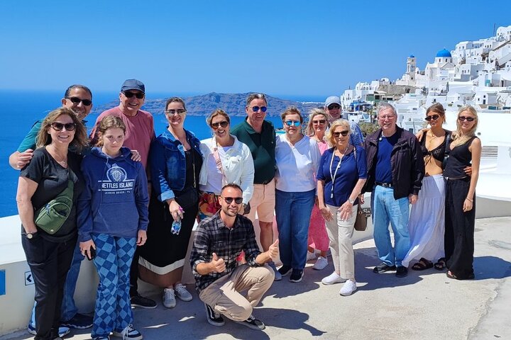 Visite d'une demi-journée à Santorin : villages, Oia et vues sur la caldeira, photo 12 | wizardtrip