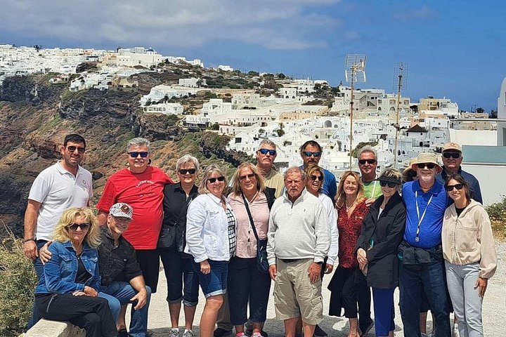 Visite d'une demi-journée à Santorin : villages, Oia et vues sur la caldeira, photo 15 | wizardtrip