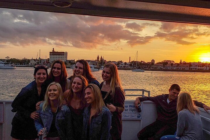 Profitez d'une croisière panoramique avec dégustation de vins à St. Augustine, avec des sites historiques et des observations de la faune, photo 11 | wizardtrip