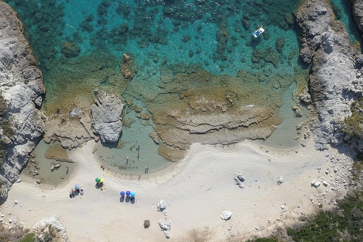Bådtur langs den fantastiske kystlinje ved Tropea og Capo Vaticano, Italien, foto 32 | wizardtrip