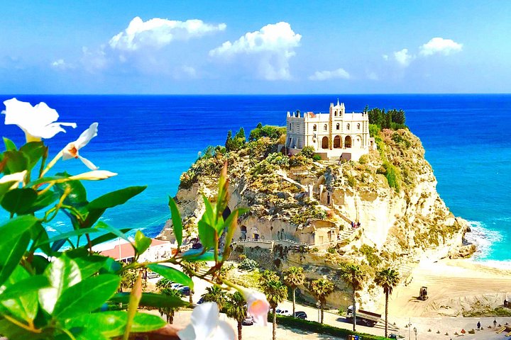 Bådtur langs den fantastiske kystlinje ved Tropea og Capo Vaticano, Italien, foto 38 | wizardtrip