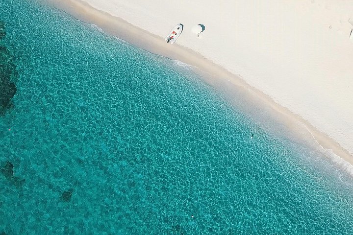 Tour in barca lungo le coste di Tropea e Capo Vaticano, con snorkeling e splendide grotte marine, foto 31 | wizardtrip