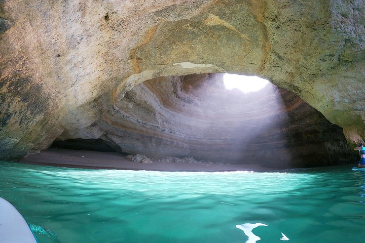 Kajakutforskning av Benagil-grottan och Algarve-kustens grottor i Portugal, foto 12 | wizardtrip