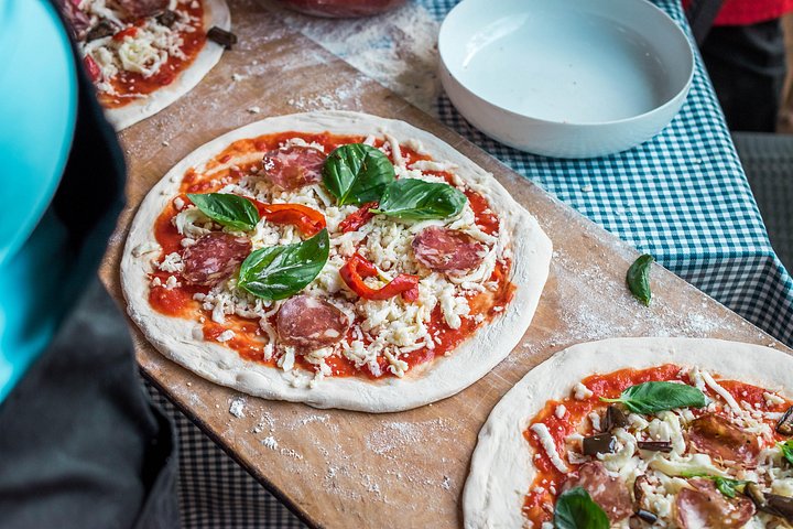 Praktischer Pizzakurs in Sorrent, Italien, mit Weinprobe und lokalen Zutaten, Foto 14 | wizardtrip