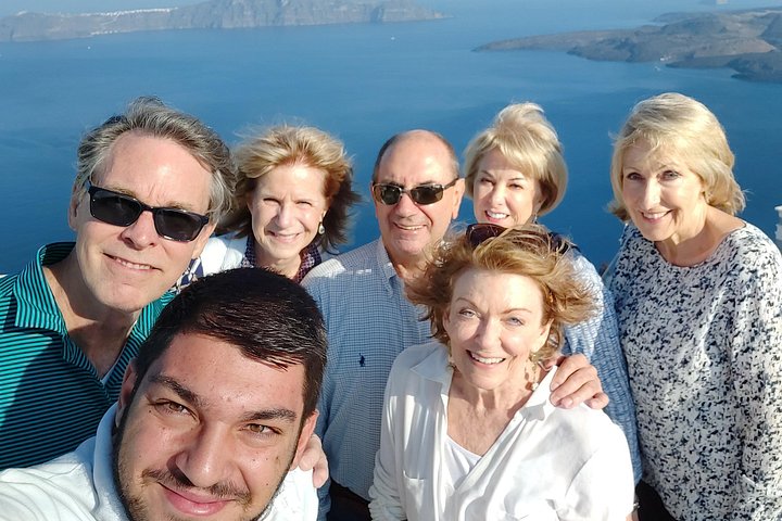 Anpassad privat tur som utforskar Santorinis byar, stränder och vyer över kalderan, foto 27 | wizardtrip