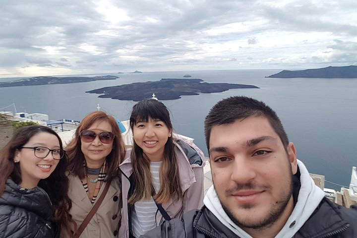 Anpassad privat tur som utforskar Santorinis byar, stränder och vyer över kalderan, foto 45 | wizardtrip