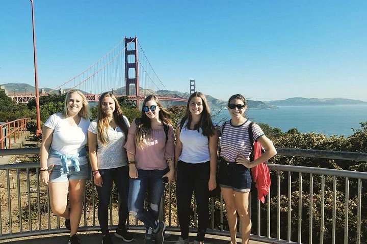 Luxury van tour of San Francisco's iconic landmarks and neighborhoods, photo 6 | wizardtrip