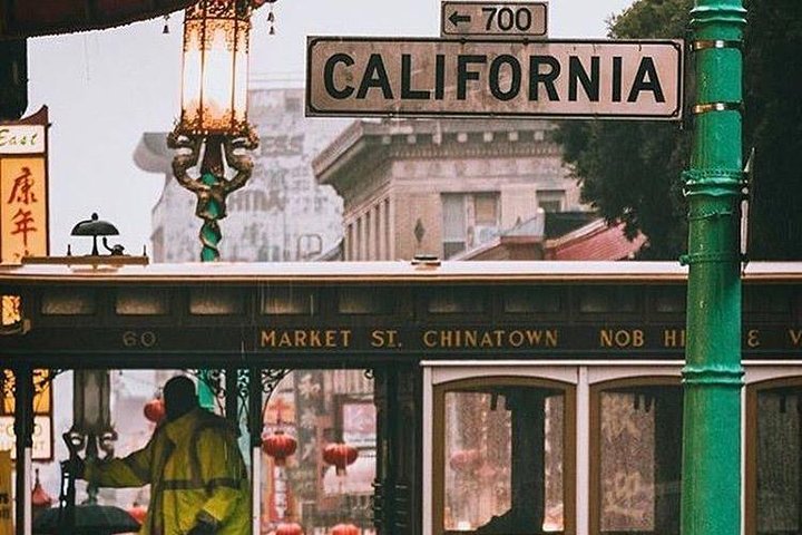 Luxury van tour of San Francisco's iconic landmarks and neighborhoods, photo 9 | wizardtrip