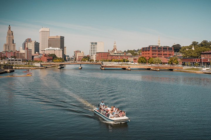 Historiske guidede bådture med unik udsigt over Providences vandveje og vartegn, foto 6 | wizardtrip