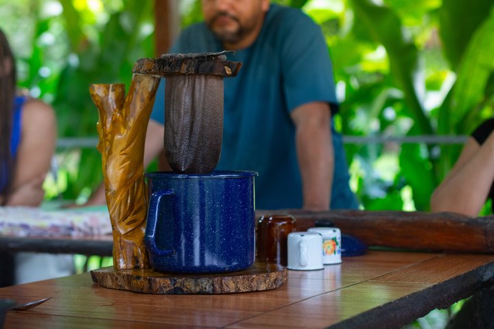 Découvrez la production authentique de café et de chocolat du Costa Rica dans une ferme familiale à La Fortuna, photo 46 | wizardtrip