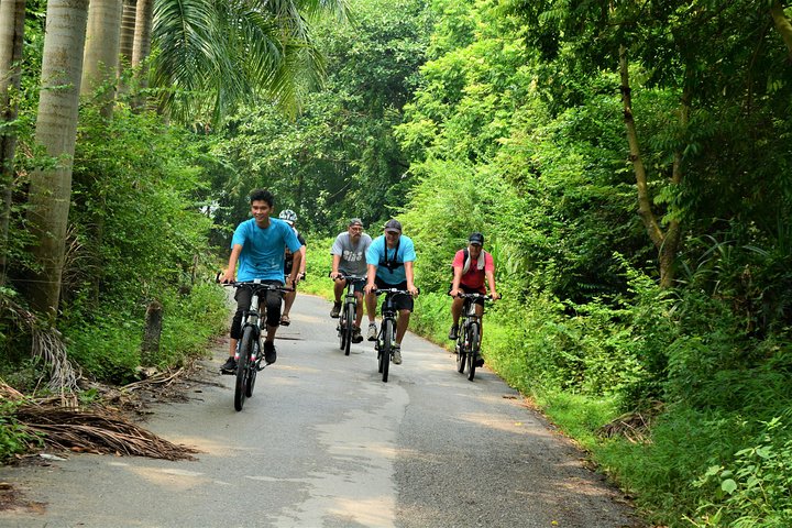 Hanoi Bicycle Tours: Half Day Bicycle Tours Hanoi Countryside | wizardtrip