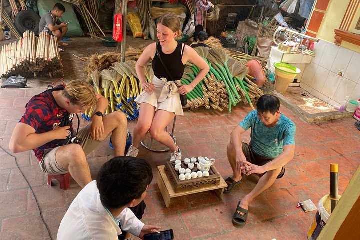 Tour à vélo dans la campagne de Hanoï, visite de villages et marchés locaux, photo 42 | wizardtrip