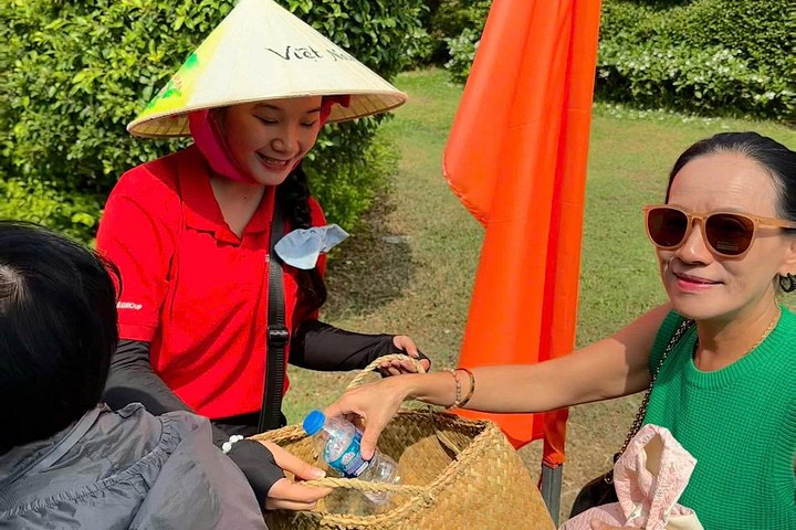 Liten grupptur som utforskar Mekongdeltat med båtturer, lokala verkstäder och kulturella upplevelser i Vietnam, foto 12 | wizardtrip