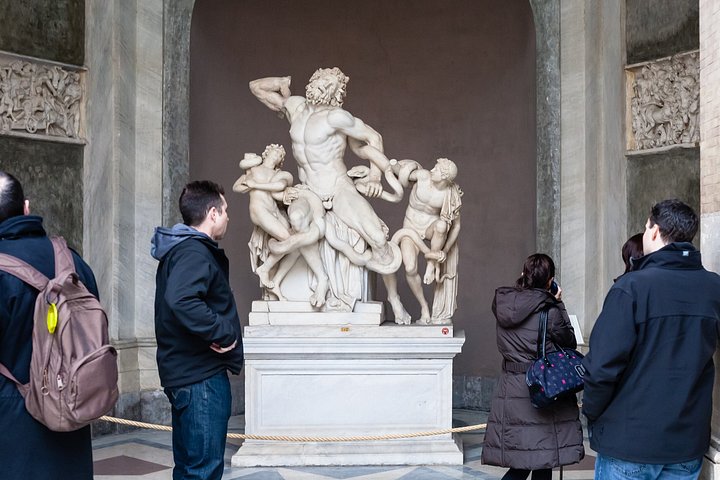 Tour guiado por los Museos Vaticanos, Capilla Sixtina y Basílica de San Pedro en Roma, foto 6 | wizardtrip