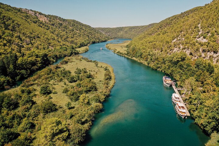 Excursion aux chutes de Krka depuis Split, Croatie, avec cascades, croisière en bateau et baignade, photo 7 | wizardtrip