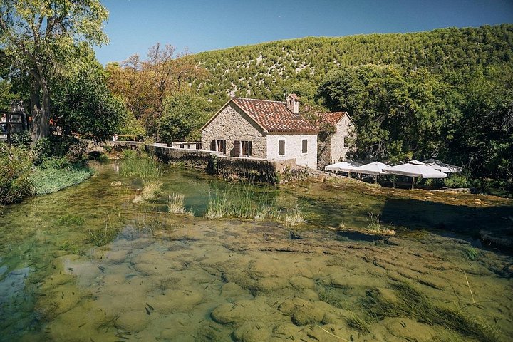 Dagstur til Krka Vandfald fra Split, inklusiv vinsmagning og bådtur, foto 11 | wizardtrip