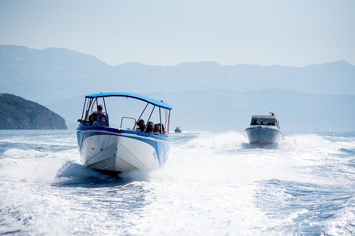 Snabbåtstur till Blå lagunen och öar från Split, Kroatien, med bad och natursköna vyer, foto 19 | wizardtrip