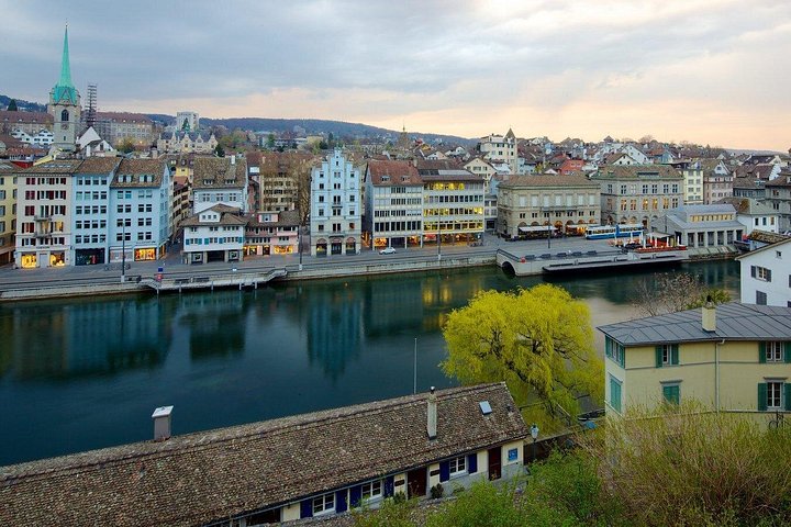 Panoramic views of Zurich city, Lake Zurich, and the Alps from a mountain viewpoint, photo 7 | wizardtrip