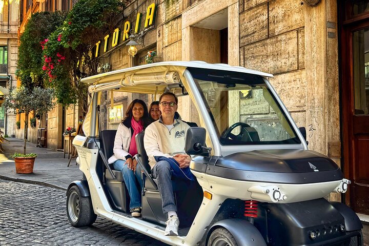 Visite privée de Rome en voiturette électrique des monuments et des rues cachées, photo 9 | wizardtrip