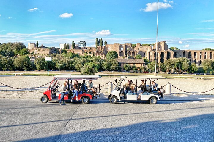 Visite privée de Rome en voiturette électrique des monuments et des rues cachées, photo 12 | wizardtrip