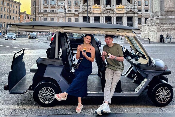 Visite privée de Rome en voiturette électrique des monuments et des rues cachées, photo 20 | wizardtrip