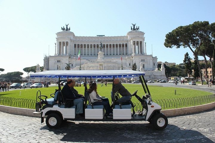 Visite privée de Rome en voiturette électrique des monuments et des rues cachées, photo 24 | wizardtrip