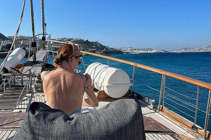 Seiltur med seilbåt fra Mykonos til Rhenia og Delos, med svømming, snorkling og historiske turer, foto 20 | wizardtrip