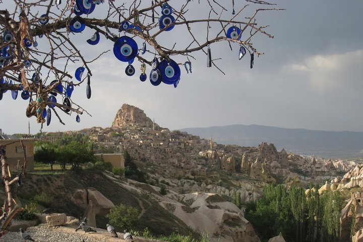 Explorez les formations géologiques uniques de la Cappadoce, les villes souterraines et les anciennes églises rupestres lors d'une visite guidée, photo 13 | wizardtrip