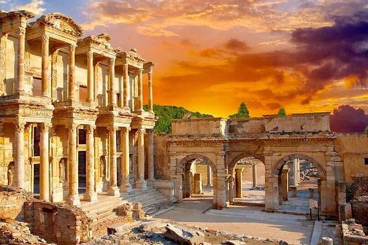 Excursão em terra à antiga Éfeso e à Casa da Virgem Maria a partir de Kuşadası, Turquia, foto 8 | wizardtrip