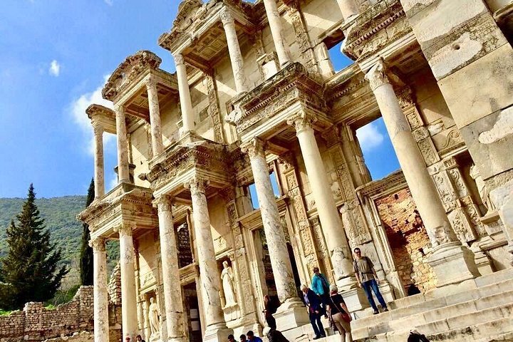 Excursão em terra à antiga Éfeso e à Casa da Virgem Maria a partir de Kuşadası, Turquia, foto 9 | wizardtrip