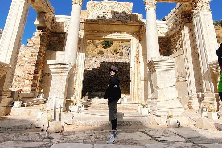 Excursão em terra à antiga Éfeso e à Casa da Virgem Maria a partir de Kuşadası, Turquia, foto 15 | wizardtrip