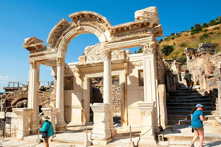 Excursão em terra à antiga Éfeso e à Casa da Virgem Maria a partir de Kuşadası, Turquia, foto 25 | wizardtrip