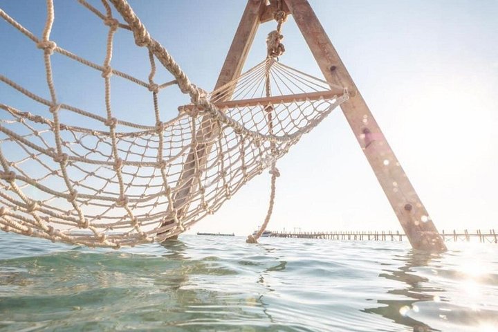 Disfruta de un lujoso crucero en yate a la Isla Orange Bay desde Hurghada, con snorkel, almuerzo y relax en la playa, foto 7 | wizardtrip