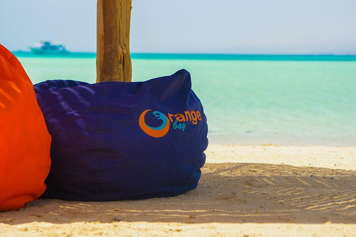 Disfruta de un lujoso crucero en yate a la Isla Orange Bay desde Hurghada, con snorkel, almuerzo y relax en la playa, foto 34 | wizardtrip