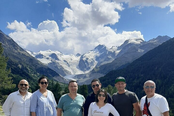 Schilderachtige treinreis door de Zwitserse Alpen vanuit Milaan, met het Comomeer en de Bernina Rode Trein, foto 15 | wizardtrip