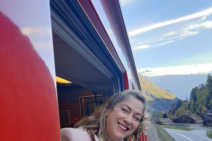 Schilderachtige treinreis door de Zwitserse Alpen vanuit Milaan, met het Comomeer en de Bernina Rode Trein, foto 24 | wizardtrip