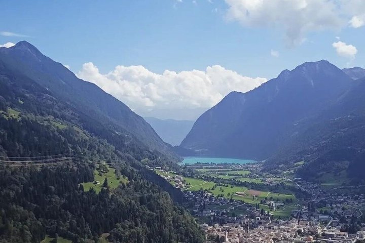 Schilderachtige treinreis door de Zwitserse Alpen vanuit Milaan, met het Comomeer en de Bernina Rode Trein, foto 30 | wizardtrip