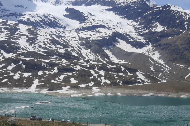 Schilderachtige treinreis door de Zwitserse Alpen vanuit Milaan, met het Comomeer en de Bernina Rode Trein, foto 32 | wizardtrip