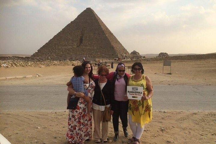 Excursión de un día a El Cairo desde Hurghada con las Pirámides, la Esfinge y el Museo Egipcio, foto 10 | wizardtrip
