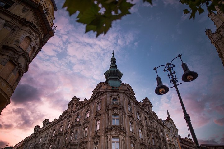 プラハ旧市街の暗い伝説と幽霊を探るウォーキングツアー、写真8 | wizardtrip