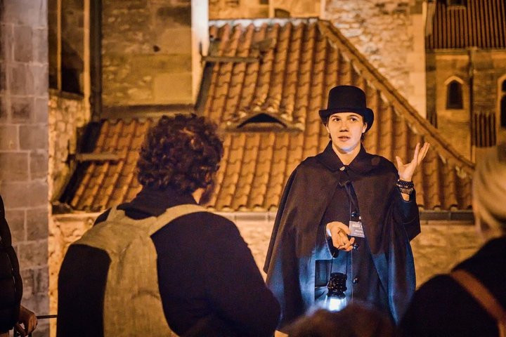 プラハ旧市街の暗い伝説と幽霊を探るウォーキングツアー、写真11 | wizardtrip