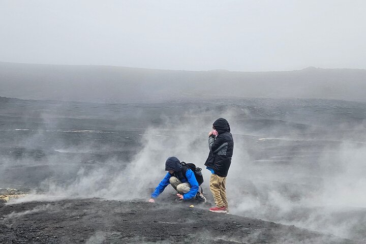 Hike across recent lava fields and explore volcanic landscapes on a guided tour in Iceland, photo 6 | wizardtrip