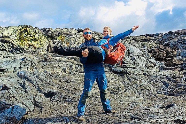 Hike across recent lava fields and explore volcanic landscapes on a guided tour in Iceland, photo 29 | wizardtrip
