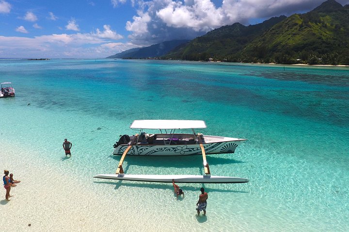 Moorea : Excursion en pirogue de 6h avec snorkeling et déjeuner | wizardtrip