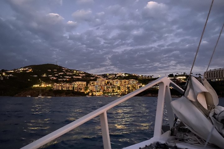 Sunset & Harbor Lights Dinner Sail from Marriott's Frenchman's Cove | wizardtrip