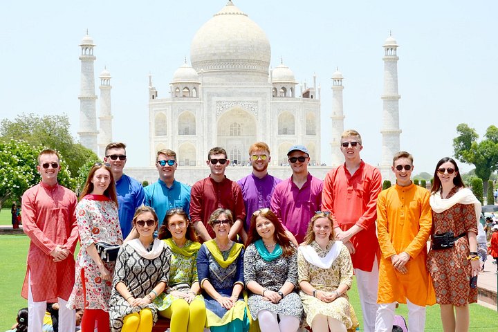 Private Ganztagestour zu den UNESCO-Weltkulturerbestätten von Agra, einschließlich des Taj Mahal bei Sonnenaufgang und Sonnenuntergang, Foto 22 | wizardtrip