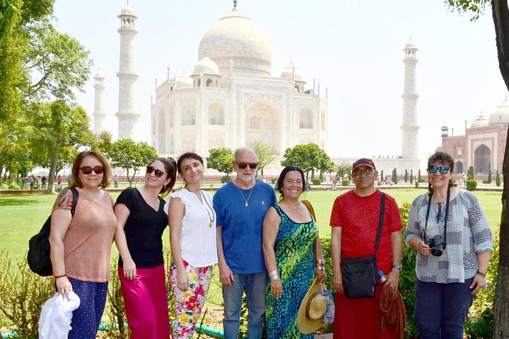 Private Ganztagestour zu den UNESCO-Weltkulturerbestätten von Agra, einschließlich des Taj Mahal bei Sonnenaufgang und Sonnenuntergang, Foto 26 | wizardtrip