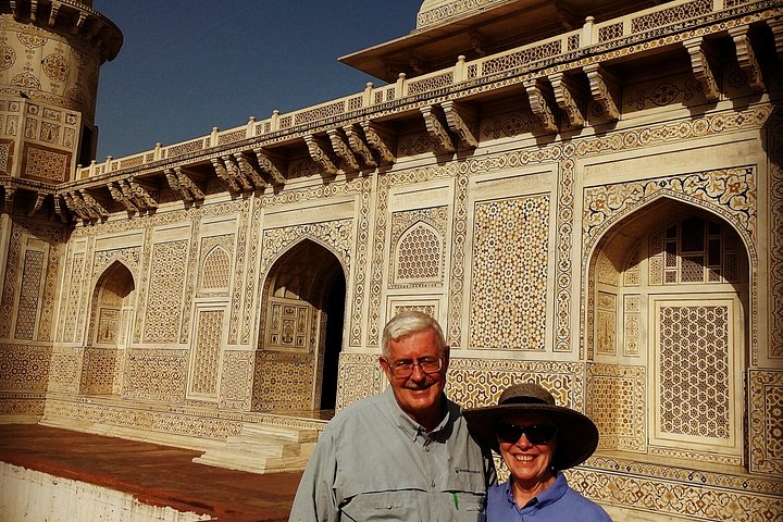 Private Ganztagestour zu den UNESCO-Weltkulturerbestätten von Agra, einschließlich des Taj Mahal bei Sonnenaufgang und Sonnenuntergang, Foto 36 | wizardtrip